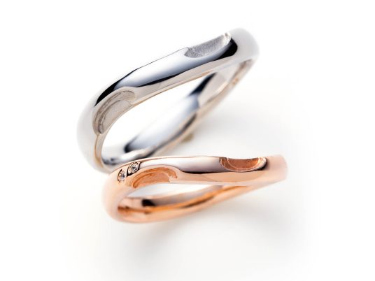 コンティニュエ 結婚指輪