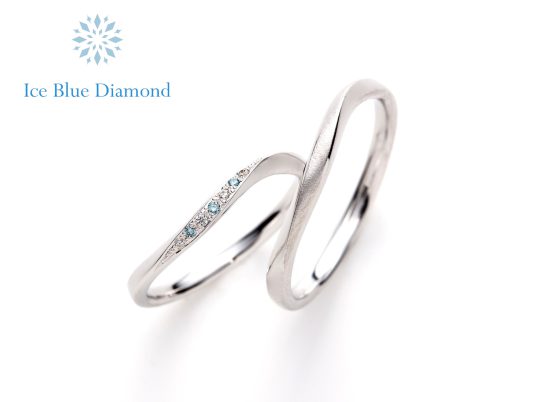 1122いい夫婦ice blue dia 結婚指輪プラチナ