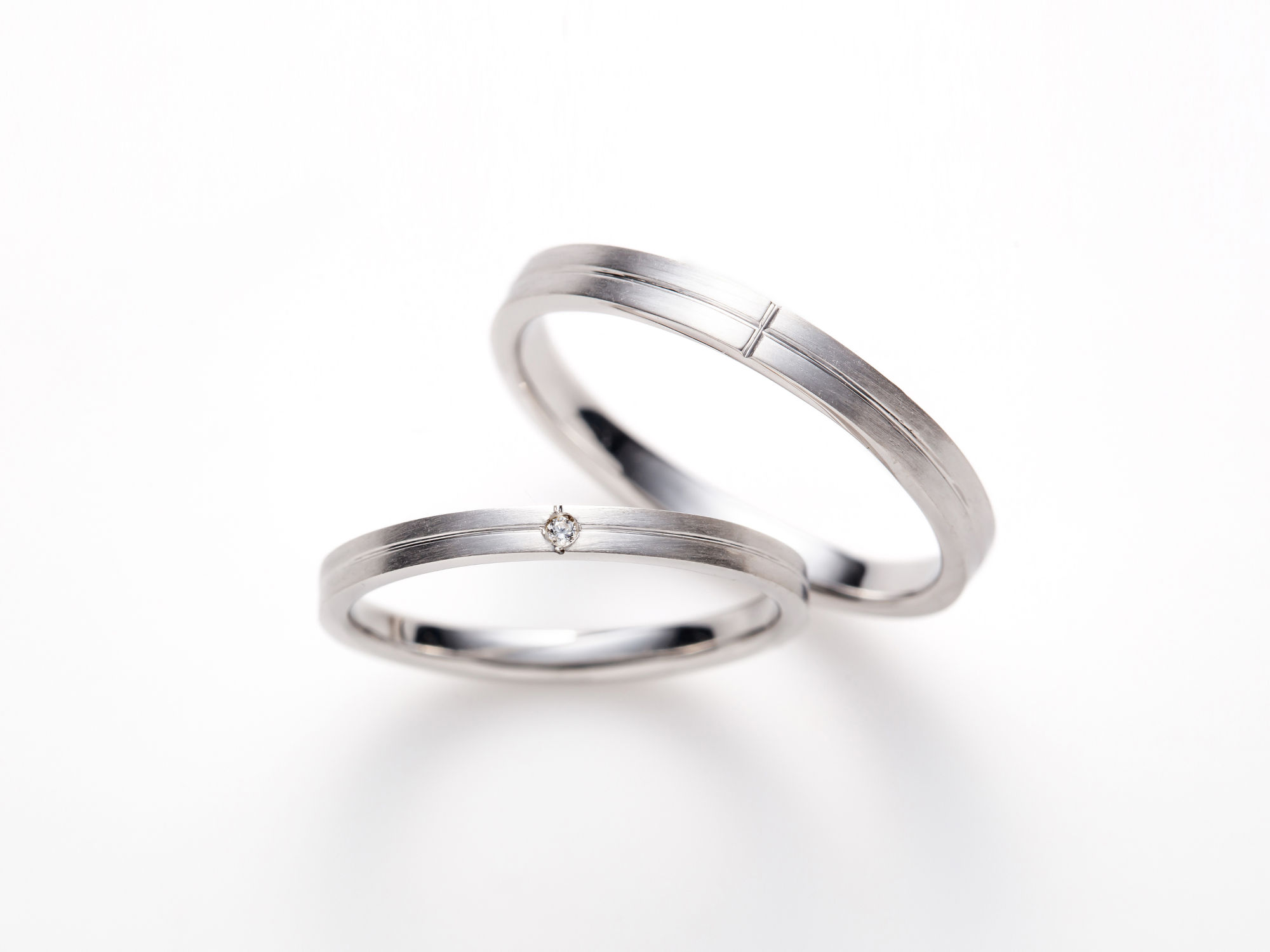 ピース　結婚指輪プラチナ
