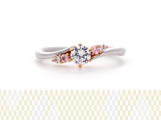 たいせつピンクサファイヤ婚約指輪