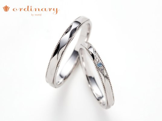 きらめき結婚指輪アイスブルーダイヤ